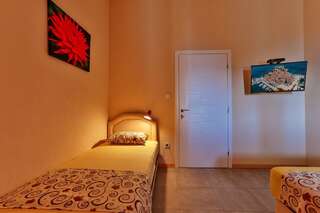 Апартаменты Apartments Venezia Сутоморе Апартаменты-студио с видом на море-5