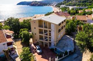 Апартаменты Apartments Venezia Сутоморе Апартаменты-12