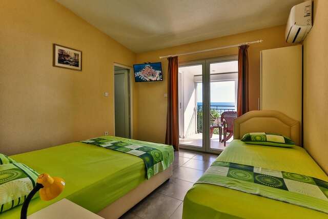 Апартаменты Apartments Venezia Сутоморе-23