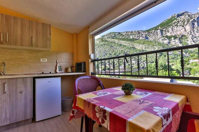 Апартаменты Apartments Venezia Сутоморе-9